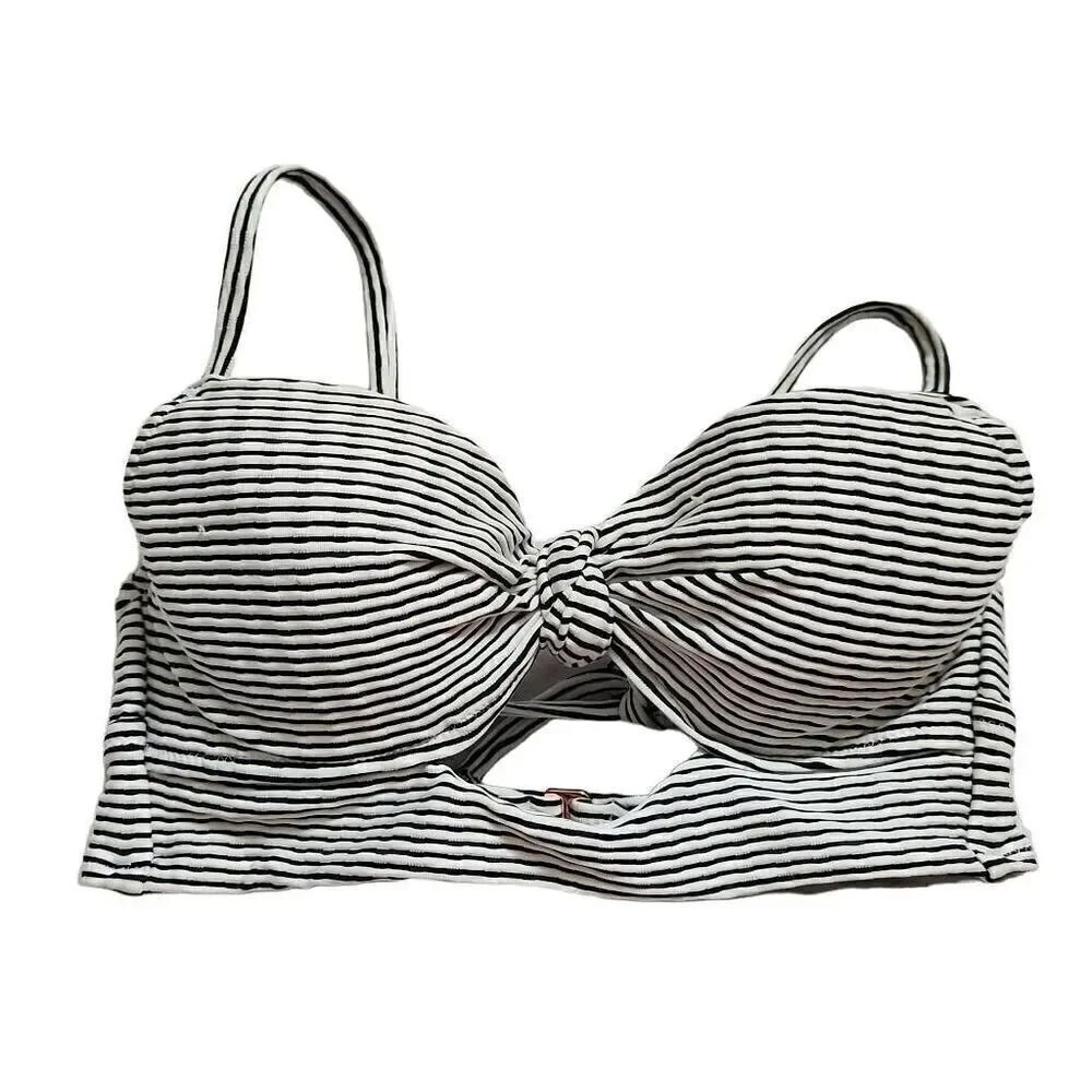 Shade & Shore Ladies Size 32B Wired Black & White Striped Bikini Top